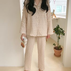 Linho de linho de algodão do sono feminino Conjunto de pijamas de cereja fofa de cereja vintage kawaii entalhado no traje home shirttrousers button s890 230317