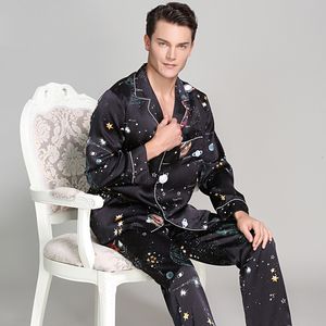 ملابس نوم للرجال 16 Momme Starry Sky 100 ٪ Pajamas الأصليون يضع الرجال النجوم الداخلية ذات الأكمام الطويلة جودة ملابس النوم الحريرية الذكور T9020 230317