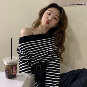 Women's T Shirts Fashion Sexy Off Shoulder Standed Sticked Tops For Women Vintage All-Match Loose Long Sleeve T-Shirt 2023