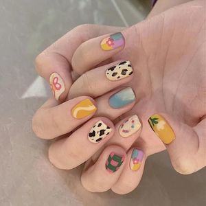 False Nails 24PCS Fake Nail Patch Cute Short Cow Butterfly Printed Full Finished For Girl Art Tips Press On Wearable