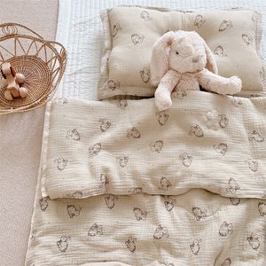 Täcken Baby Cotton Muslin Comporter Filt Bunny Print Summer Quilt Filtar For Babies Spädbarn Sovande omslag Korean Baby Bedding 230317