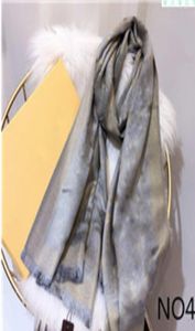 Sciarpa di seta 4 stagioni Sciarpa Pashmina Foglia di trifoglio Moda donna Sciarpe Scialle Dimensioni circa 180x70 cm 7 Colori con confezione regalo Opzionale7867574