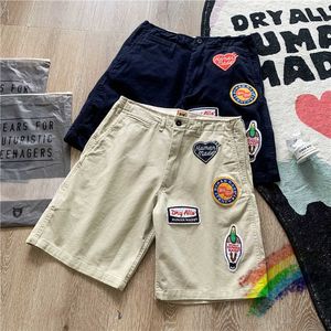 Mäns shorts 2022SS Human Made Shorts Män kvinnor 1 1 Högkvalitativ Multi-Pocket Embroidered Patch Workwear Five Points Casual Straight Breeches G230316