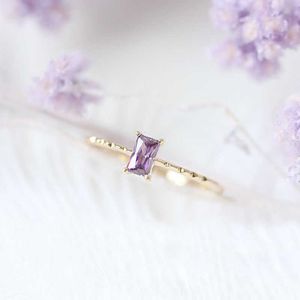 Band Rings ZHOUYANG Dainty Ring For Women Korean Style Square Purple Crystal Light Yellow Gold Color Fashion Jewelry Gift For Girls KBR011 G230317