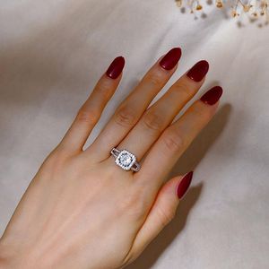 Wedding Rings Women's Ring Fashion Engagement Bridal Silver Colour For Women 2023 Trend Geometric Zircon Girl Band Jewelry
