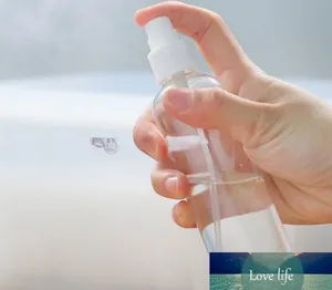 Prosty przejazd przezroczysty plastikowy atomizer perfum Mały mini pusta butelka do napełniania sprayu losowy kolor 30 ml 50 ml 100 ml
