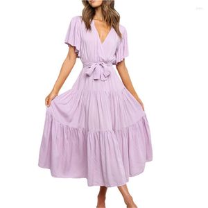 Casual Dresses Summer Solid Plain Dress med midjebältet Kvinnor Kort ärm V-ringning PLICKED för Ladies Beach Holiday Clothes