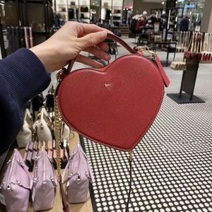 24SS Pink Heart Girly Small Square Shoulder Bag Fashion Love Women Tote Purse Handbags GRILS Chain Top Handle Messenger Bags