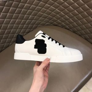 Ltaly Classic Fashion Casual Shoes Patchwork Trendy Men Women Sneakers Ladies Punk Rivet Low-Top Leather Skateboard Sports Shoe Footwear Mkiijki RH40000001