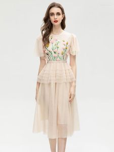 Повседневные платья дизайнер 2023 весна лето женские высококачественные вечеринки элегантны