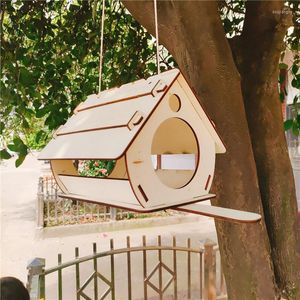 Andra fågelförsörjningar som hänger matmatare bur utomhus trädgård husdjur tillbehör kolibri trä diy montering hus