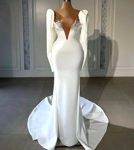 Elegant sjöjungfru aftonklänning 2023 V nackpärlor pärlor satin långa ärmar prom formella klänningar skräddarsydda mantel de soiree vestidos fest