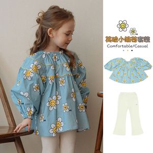 Barnskjorta koreanska flickor blomma skjortor byxor ps vår sommar baby flicka bomullsblock kjolar barnkläder outkläder topp 230317