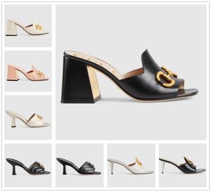 2023 Poolkudde Kvinnor Designers Sandaler Sunset Flat Comfort Mules Padded Front Strap Slippers Fashionable Ease to-Wear Style Slides Storlek