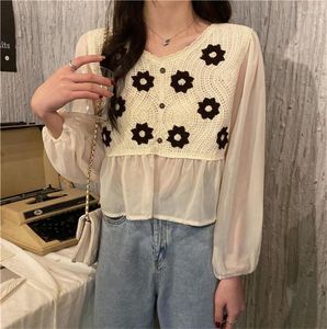 Kvinnors blusar 2023 Spring Korean Fashion Elegant Floral Lace Blue Women Topps och Chiffon virkning ihålig ut Boho -klädtröjor