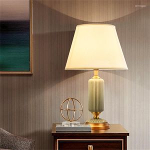 Table Lamps OURFENG Bedside Lamp Luxury LED Jingde Ceramic Copper Desk Light Home Decorative Living Room Office Bed Study