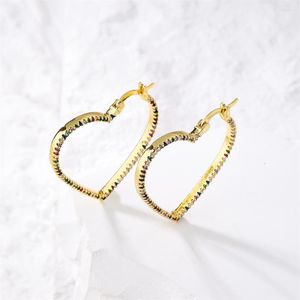 Stud Küpe Kore moda satın al CZ kalp şekli takı Modaya uygun tatlı küpe Kadın için sevimli hediyeler femme bijoux