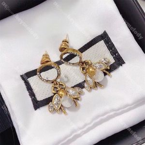 Classic Little Bee Stud Letter Pearl Hoop Earrings Designer Diamond Ear Studs Jewelry For Women Wholesale