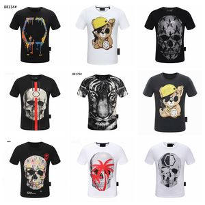 Designer tee luxury PLEIN BEAR t-shirt brand designer tshirt spray letter short-sleeved summer mens and womens tees T Shirt Rhinestone Skull Men T-shirts pb #shopee126