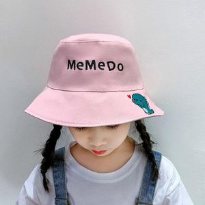 Basker 4-10 år 2023 Spring Kids Bucket Hat Cotton Dinosaur Caps Girls Boys Panama Fold Children's Summer Sun Fisherman Hatberets