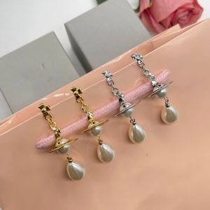 Orecchini a perno di design Vivian Luxury Women Fashion Gioielli Earing Metal Pearl Earring Cjeweler Westwood Woman 45455445