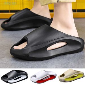 Slippers 2023 Новые летние тапочки для кроссовок для женщин Мужские мужские платформы Slides Soft Eva Hollow Unisex Sandals Casual Beach Shoes Z0317