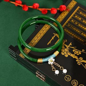 Bangle 2pcs/Set Natural Jade Jingle Bangles Retro Simple Fairy Flower Glass Bracelet Feme Fashion Fashion Fashion Женские повседневные китайские украшения подарки