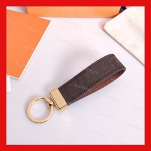 Luxury designer long keychain car key ring mens and womens fixed bag pendant accessories333R