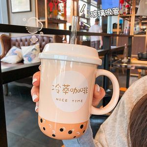 머그스 kawaii boba mug 창조적 인 만화 세라믹 밀짚 컵 뚜껑 귀여운 학생 성격 커피 사무실 밀크 차 아침 컵 컵