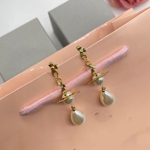 Designer Studörhängen Vivian Luxury Women Fashion Jewely Earing Metal Pearl Earring Cjeweler Westwood Woman 4545 0W43