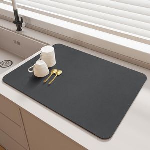 Carpets Coffee Drain Pad Crystal Velvet Mat Absorbent Placemat For Tableware Bottle Dish Kitchen Drying Drainer Mats Dinnerware Rug