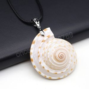 Natural Shell Conch Pendant Halsband Långa repkedjor Runt skal charms halsband för kvinnor smycken 55x50mm