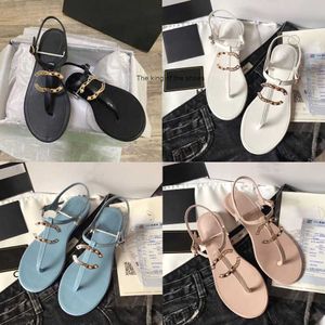 Slippers channel two C Classic Flat bottom Luxury designers sandals Coarse leather Suede woman sneakers Slides shoes Metal buckle parties heels Belt