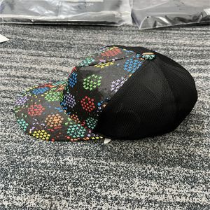 Ssyy popularny strawberry ball cap na płótnie swobodny designer mody słoneczny hat na świeżym powietrzu