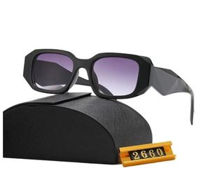 Designer solglasögon klassiska glasögonglasögon utomhus strand solglasögon för aa man kvinna blandar färg valfritt triangulärt signatur mode uv400 solglasögon