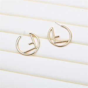 2023 Designer Neue S925 Silber Nadel Koreanische Neue Stil Temperament Kupfer Ring Ohrringe Übertrieben F Brief Einfache Kreis Weibliche Ohrringe