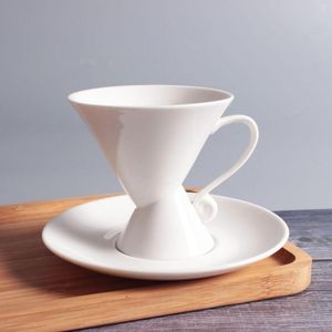 Mugs European Coffee Cup And Saucer Set Pure White Simple Bone China Ceramic Flower Cups Cute