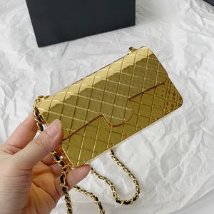 Klasik Mini Flep Metal Altın/Gümüş Vanity Torbalar Zincir kolye ile küçük kozmetik çanta Crossbody Omuz Çantaları Outodoor Sacoche 7x12x4cm Fransız Kadınlar İçin