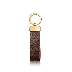 Luxury DesignerKeychain Key Chain Buckle lovers Car Keychain Handmade Leather Keychains Men Women Bag Pendant Accessories 4 Color 266A