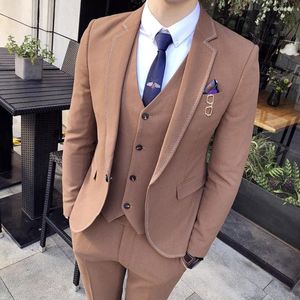 Mäns kostymer 2023 Stor storlek 3xl Tre stycken för män Slim Fit Business Formal Wear Suit Group Groom äktenskap brittiskt bröllop