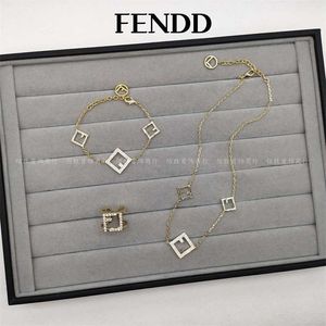 2023 Designer New French small exaggerated inlaid with diamond open ring Fenjia light luxury letter pendant bracelet necklace set