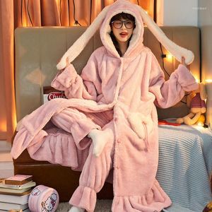 Kvinnors sömnkläder 2023 Autumn Light Luxury Fashion Women Coral Fleece Nightgown Long Suit Thighted Bathrobe Home Service Butikkläder