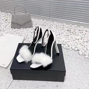 2023 Ultimo tacco a spillo Sandali fashion Designer Tacchi capelli di visone 100% pelle Scarpe da donna col tacco alto di alta qualità praty sexy Abito da sposa open toe Sandalo con scatola