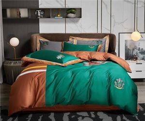 Set biancheria da letto Set copripiumino patchwork caffè verde in cotone egiziano Set lenzuolo e federe dal design moderno di lusso morbido 4 pezzi