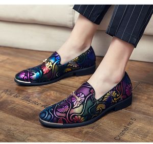 Leather New Formal Casual Summer Breathable Men's Shoes Pointed Bridegroom Wedding Printed Overshoe Men Loafers 38-46