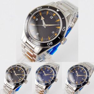 Armbandsur 41mm Courgeut Men's Watch äkta NH35/NH35A Automatisk rörelse Sapphire Crystal Date Window Rotating Bezel Screw Crown Crown