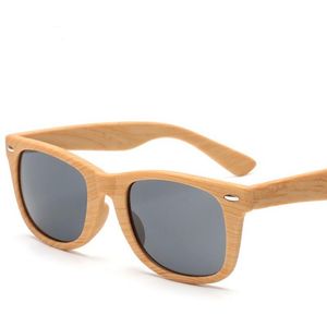 Occhiali da sole da uomo retrò in legno di bambù occhiali da sole di design quadrati in legno di moda maschile finti occhiali da sole unisex