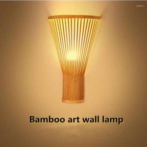 Lampade da parete Lampada Tatami in stile giapponese Tessuto di bambù Zen Sud-est asiatico El Soggiorno Camera da letto Comodino Letto antico e colazione