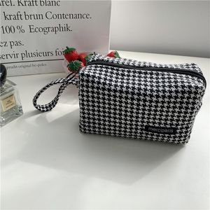Cosmetic Bags & Cases Houndstooth Bag Fashion Literary Zipper Letter Lable Small Storage Female Girls Camvas Pencil Case Makeup