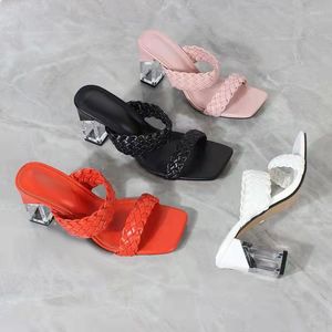 Modeblock höga sandaler transparenta kvinnor klackskor väver pumpar kvinnlig fyrkantig tå sandal slip-on ladies sko plus storlek 156